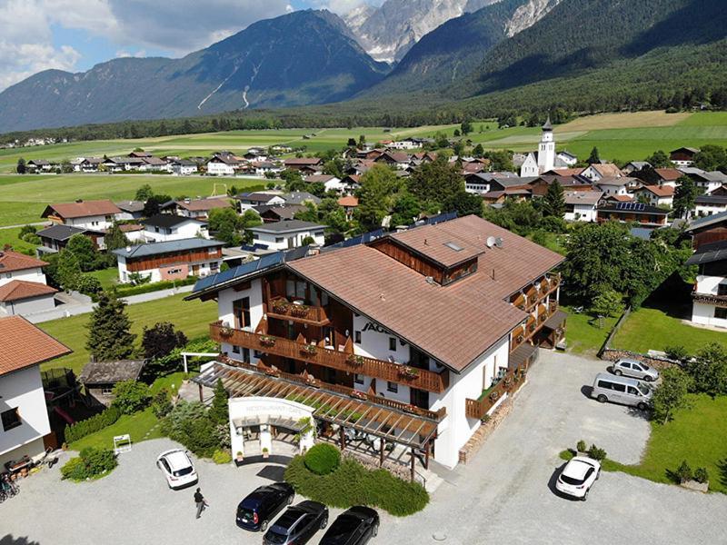 Landhotel Jaeger Top Wildermieming Exterior foto